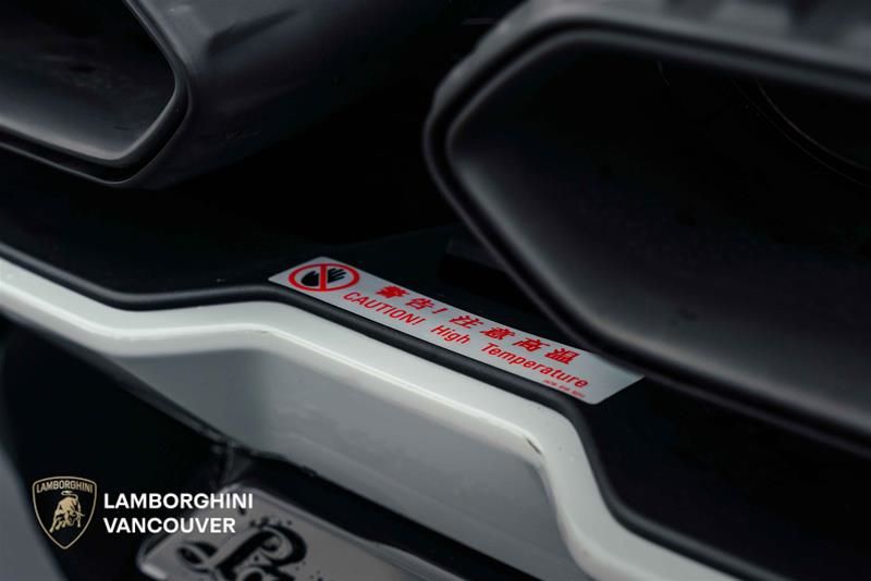 2024 Lamborghini Revuelto in Vancouver, British Columbia