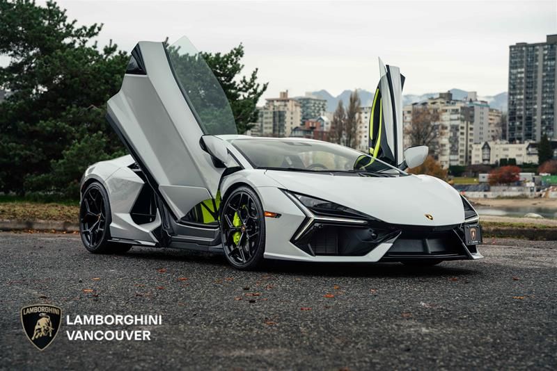 2024 Lamborghini Revuelto in Vancouver, British Columbia