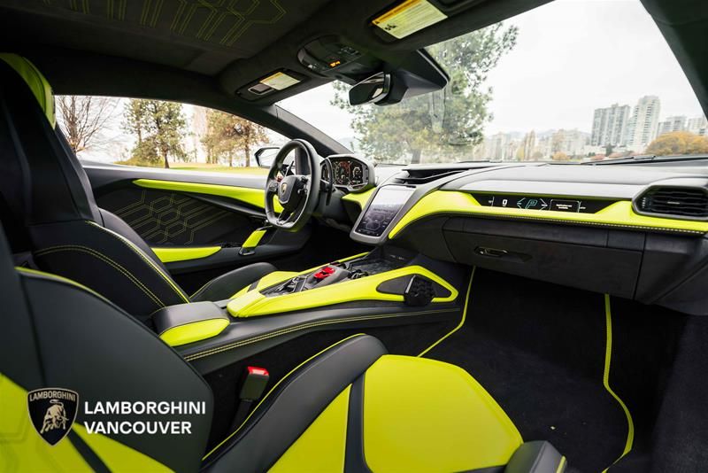 2024 Lamborghini Revuelto in Vancouver, British Columbia