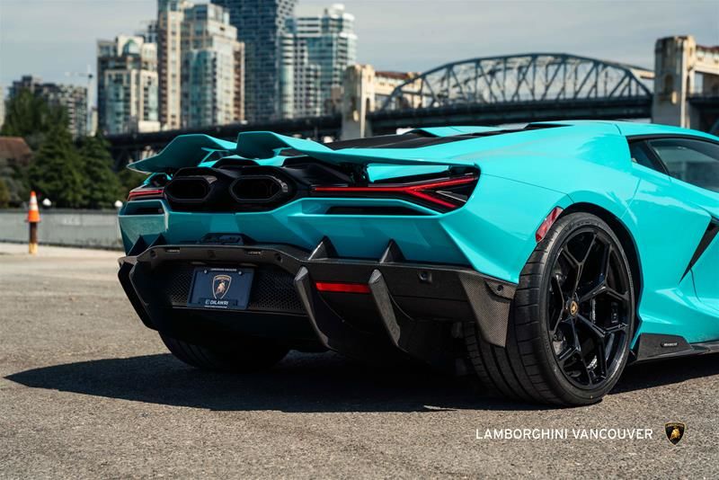 Lamborghini Revuelto  2025 à Vancouver, Colombie-Britannique