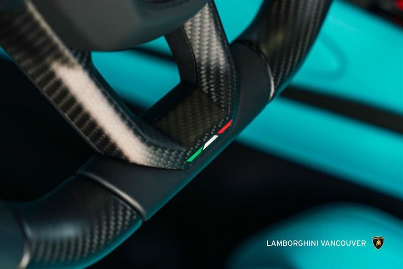 Lamborghini Revuelto  2025 à Vancouver, Colombie-Britannique
