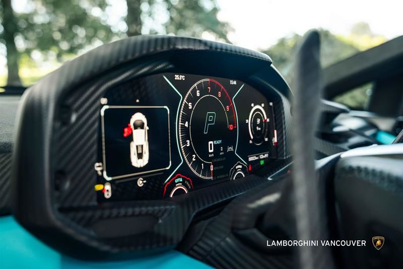 Lamborghini Revuelto  2025 à Vancouver, Colombie-Britannique