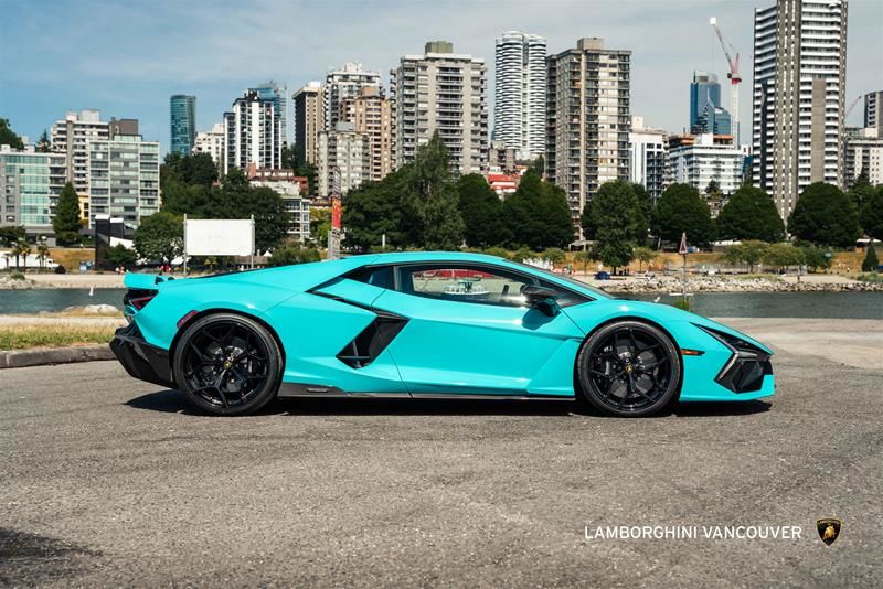 Lamborghini Revuelto  2025 à Vancouver, Colombie-Britannique