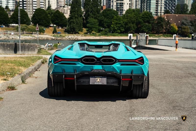 Lamborghini Revuelto  2025 à Vancouver, Colombie-Britannique