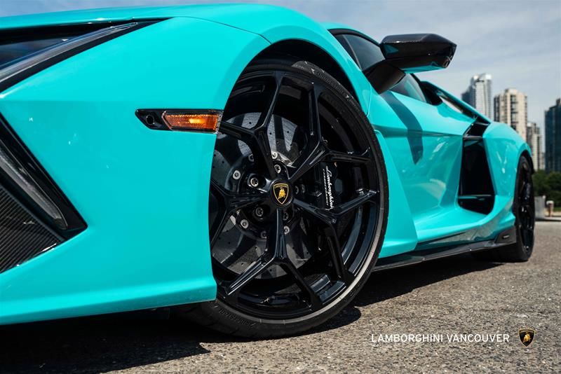 Lamborghini Revuelto  2025 à Vancouver, Colombie-Britannique