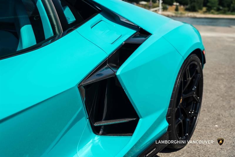 Lamborghini Revuelto  2025 à Vancouver, Colombie-Britannique
