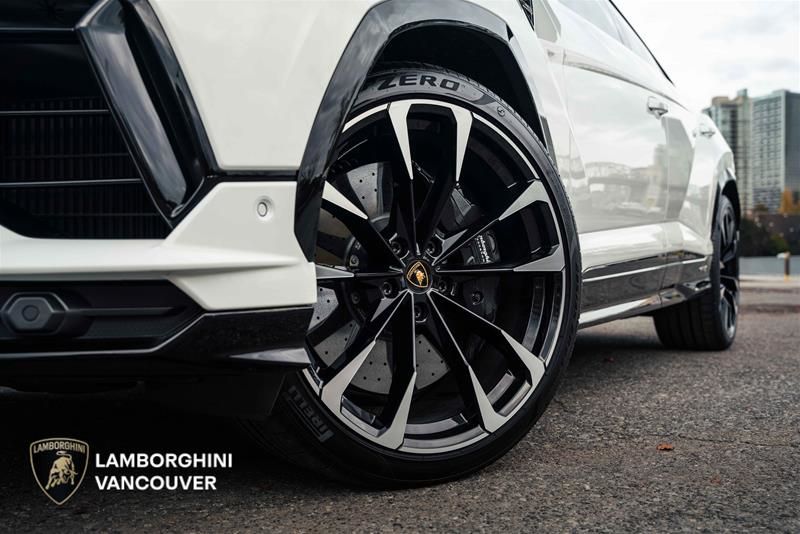 2023 Lamborghini Urus