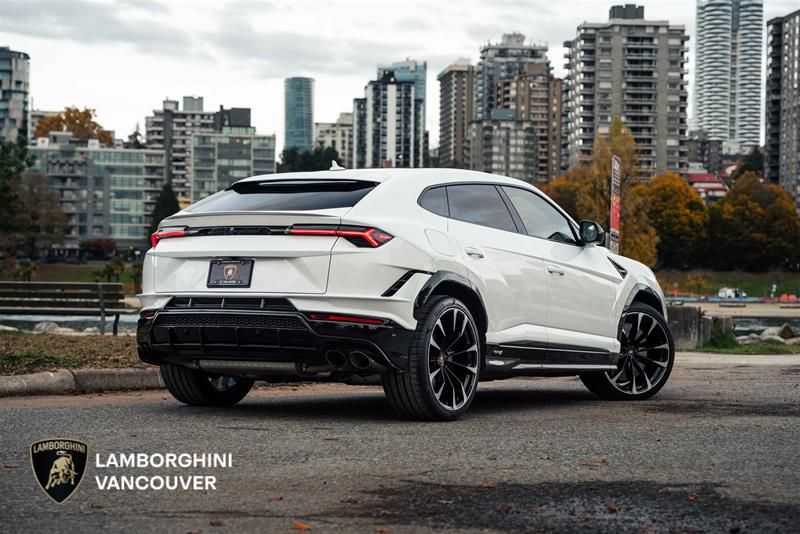 2023 Lamborghini Urus