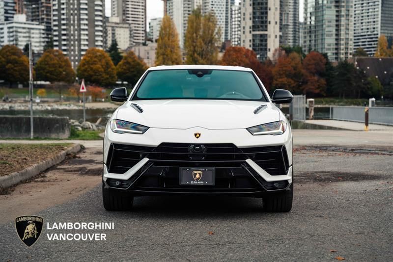 2023 Lamborghini Urus