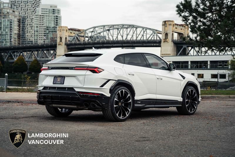 2023 Lamborghini Urus