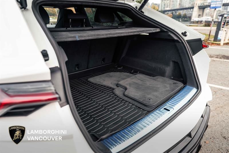 2023 Lamborghini Urus