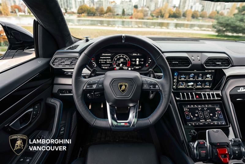 2023 Lamborghini Urus