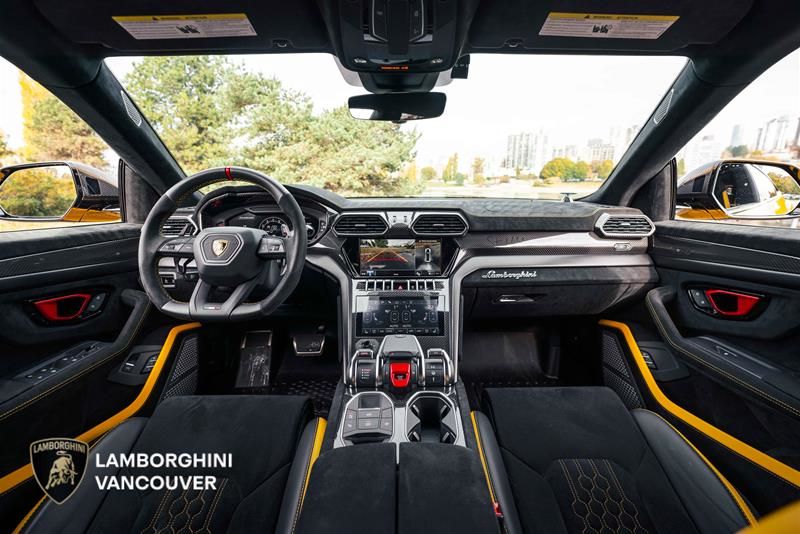 2024 Lamborghini Urus