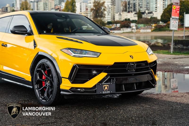 2024 Lamborghini Urus