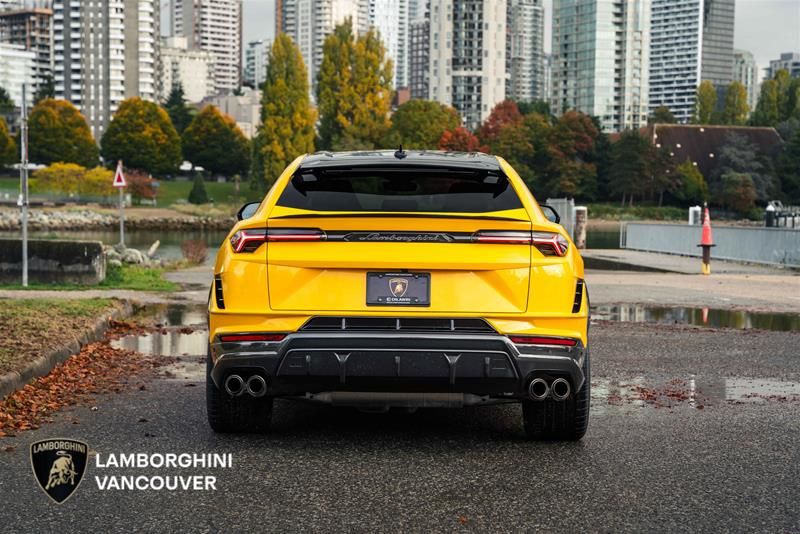 2024 Lamborghini Urus