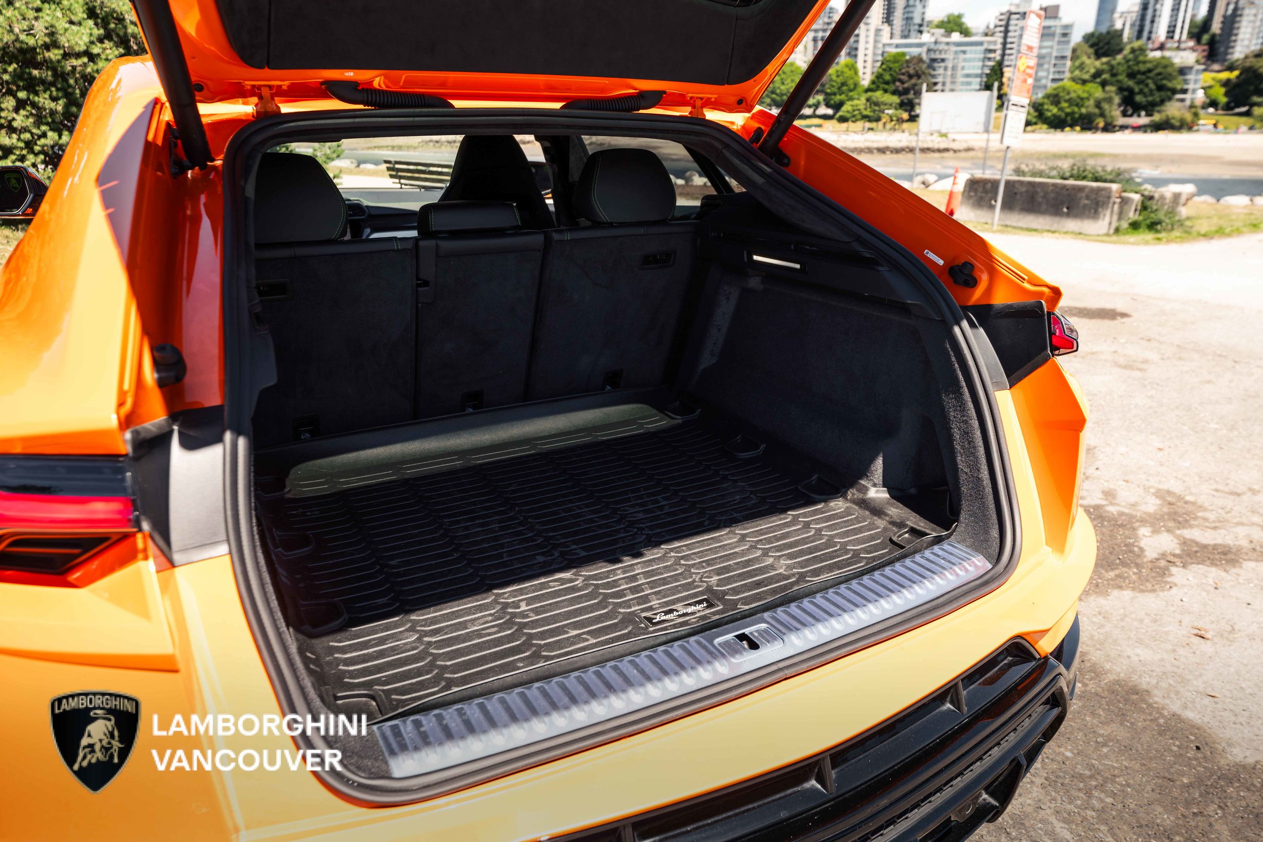 2024 Lamborghini Urus