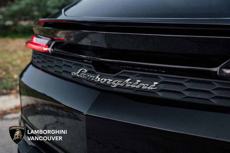 2025 Lamborghini Urus