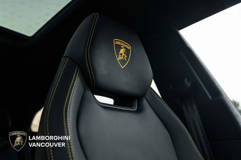 2025 Lamborghini Urus