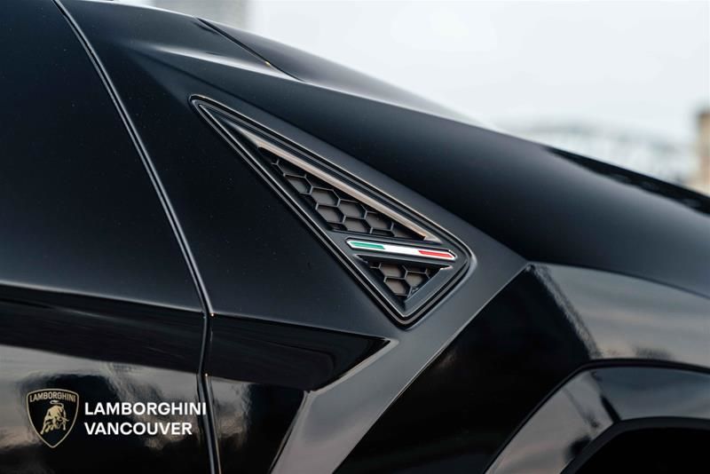 2025 Lamborghini Urus