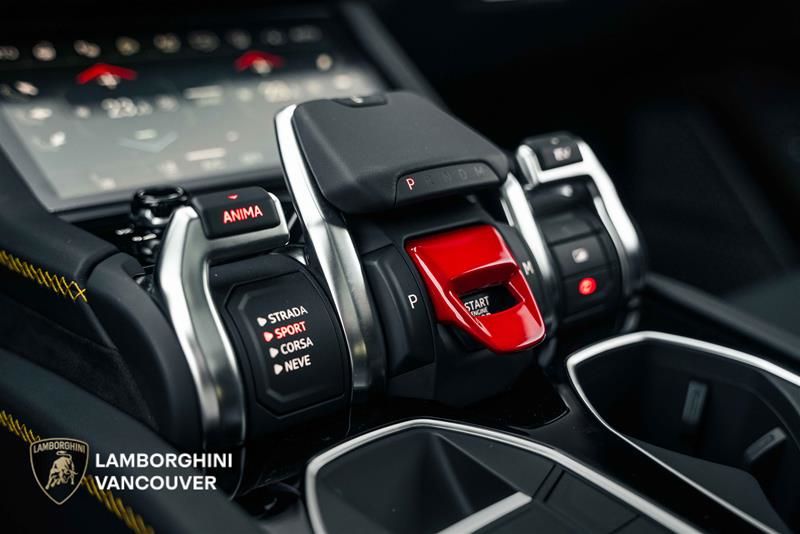 2025 Lamborghini Urus