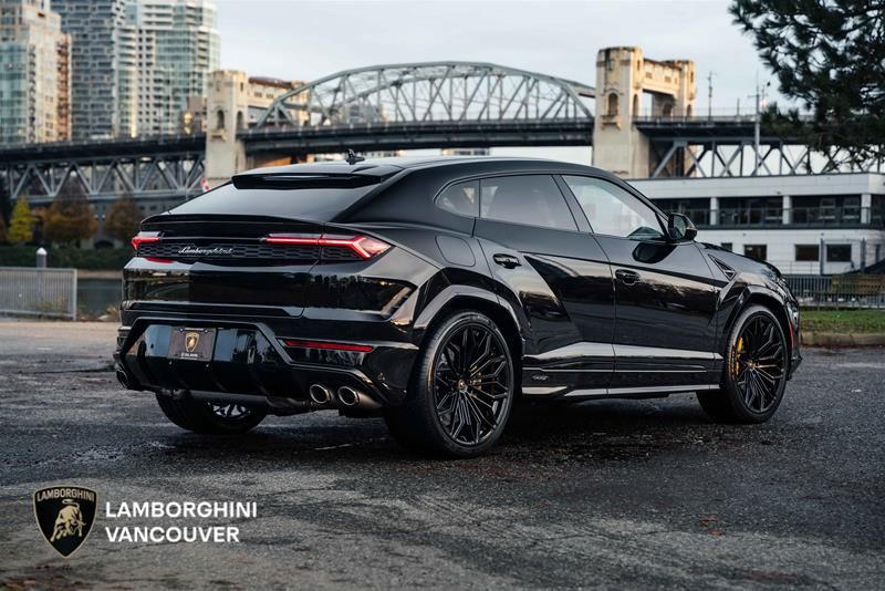 2025 Lamborghini Urus