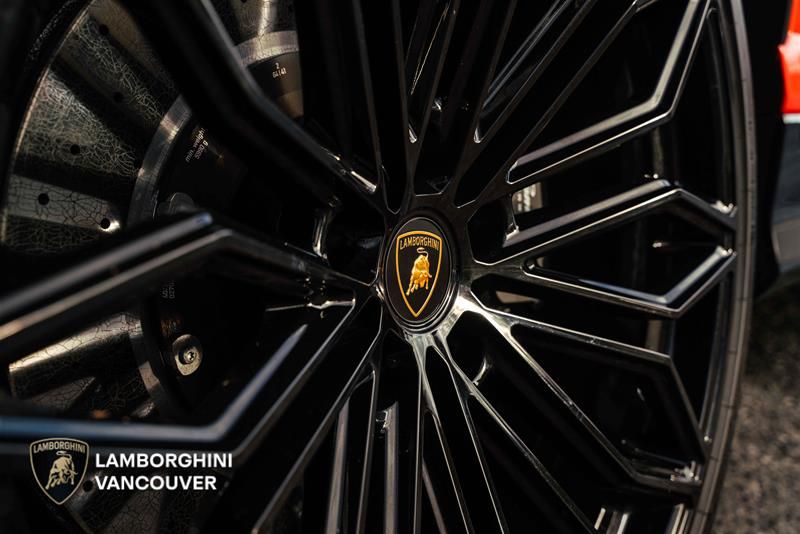 2025 Lamborghini Urus