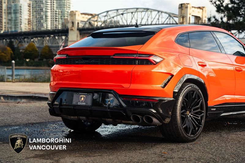 2025 Lamborghini Urus