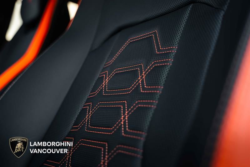 2025 Lamborghini Urus