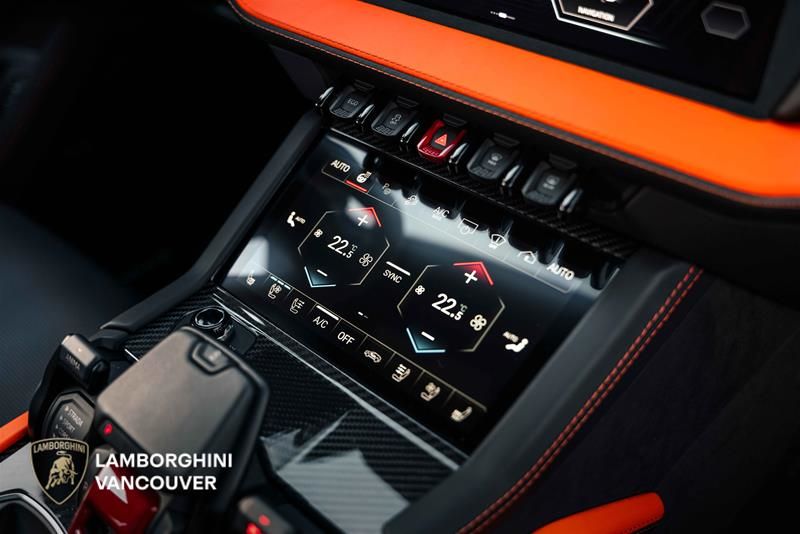 2025 Lamborghini Urus