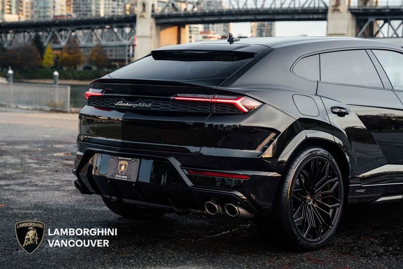 2025 Lamborghini Urus