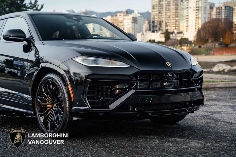 2025 Lamborghini Urus
