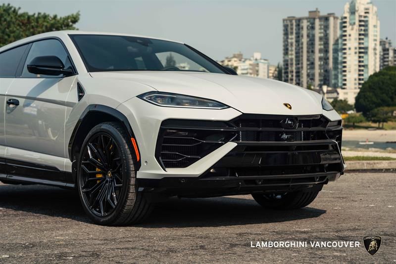 2025 Lamborghini Urus