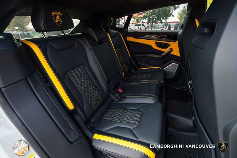 2025 Lamborghini Urus