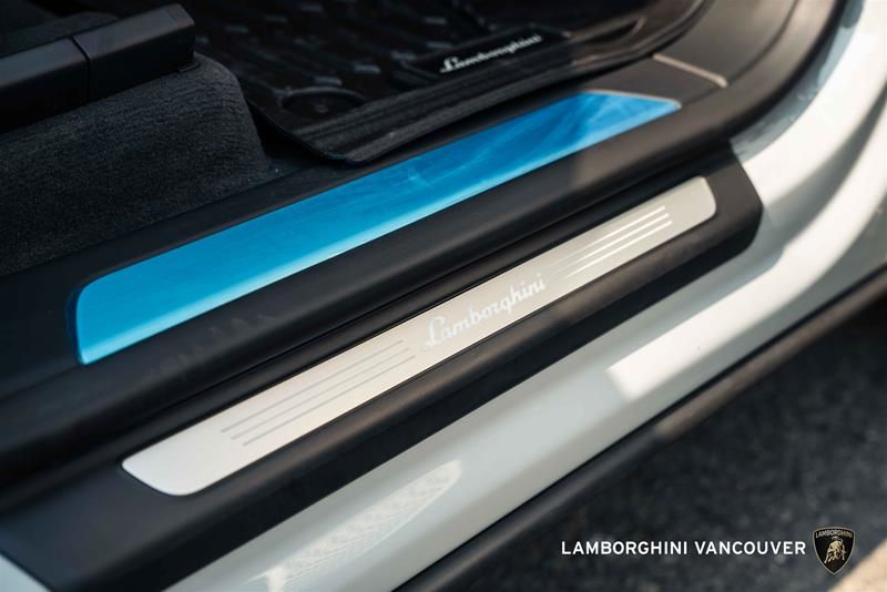 2025 Lamborghini Urus