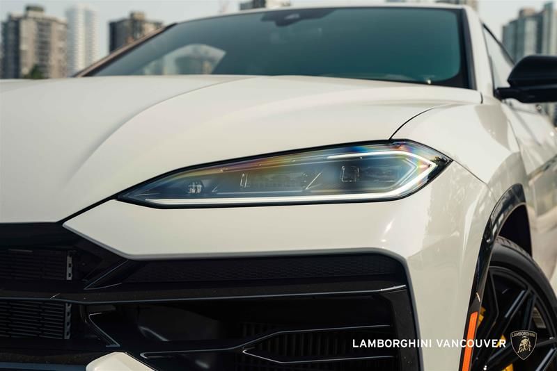 2025 Lamborghini Urus
