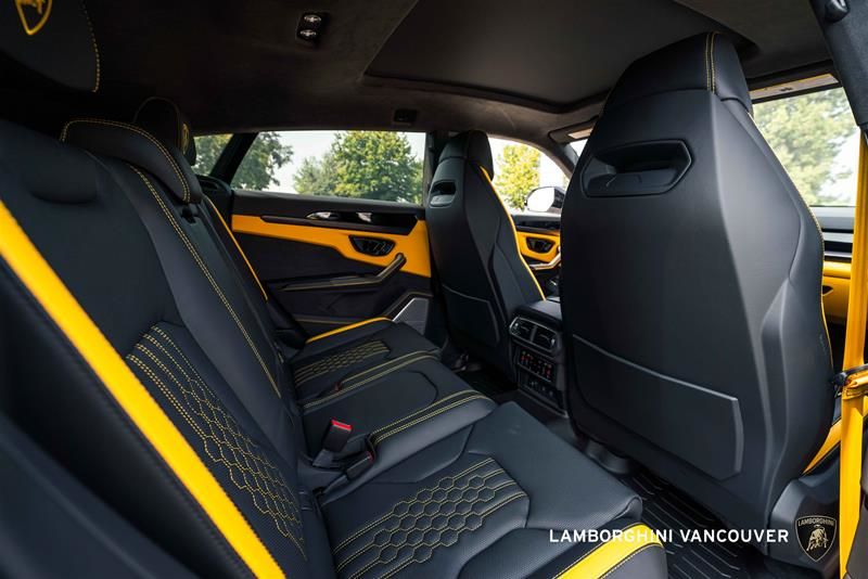 2025 Lamborghini Urus