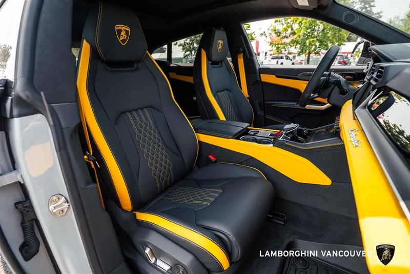 2025 Lamborghini Urus