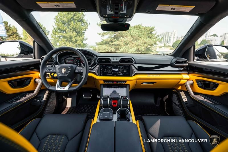 2025 Lamborghini Urus