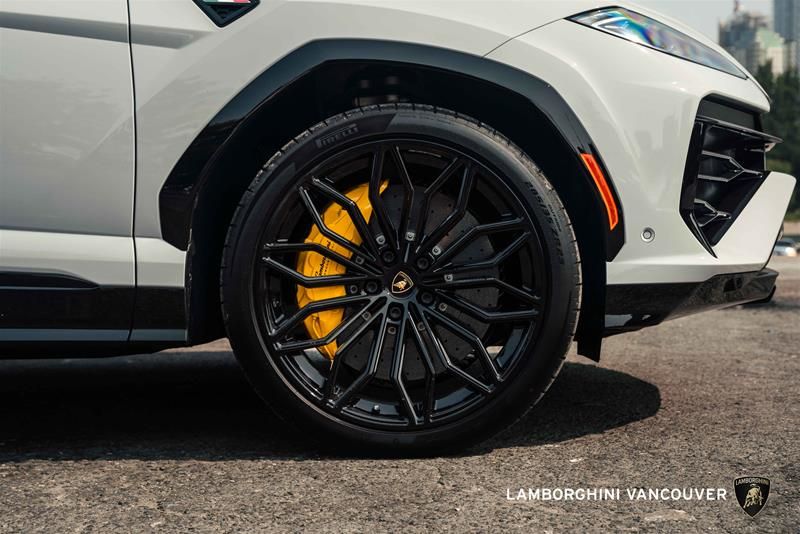 2025 Lamborghini Urus