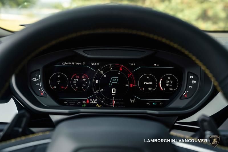 2025 Lamborghini Urus