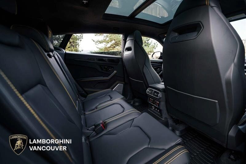 Lamborghini Urus  2025 à Vancouver, Colombie-Britannique