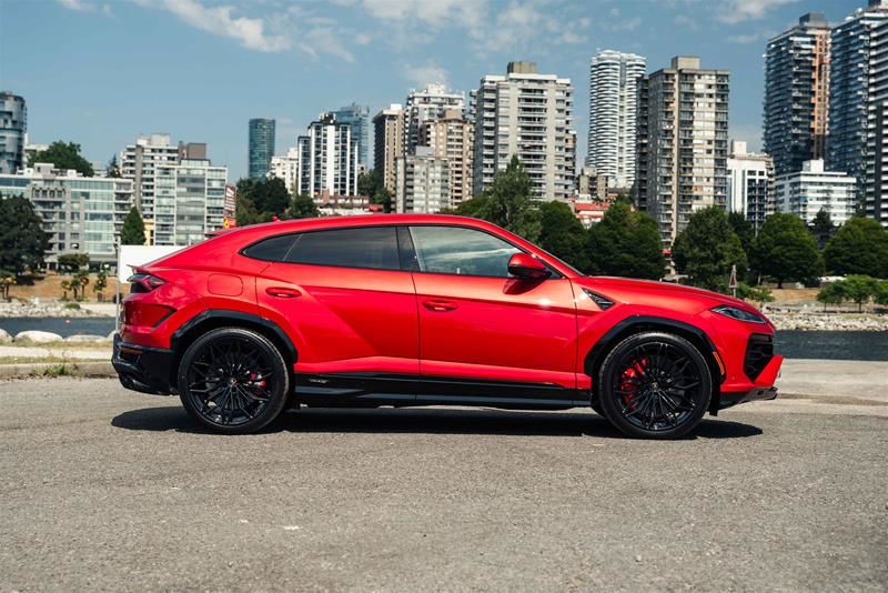 2026 Lamborghini Urus in Vancouver, British Columbia