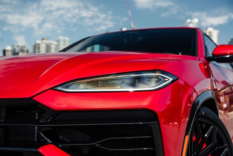 2026 Lamborghini Urus in Vancouver, British Columbia