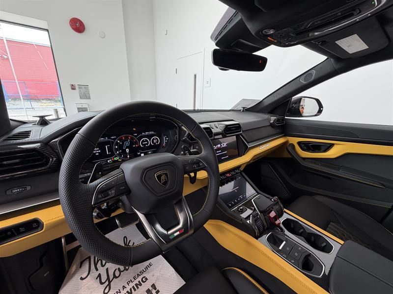 2026 Lamborghini Urus