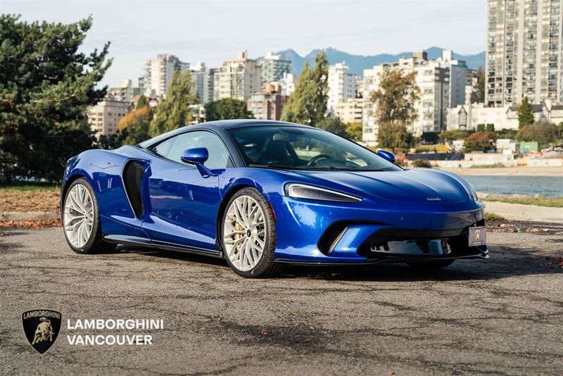2022 McLaren GT
