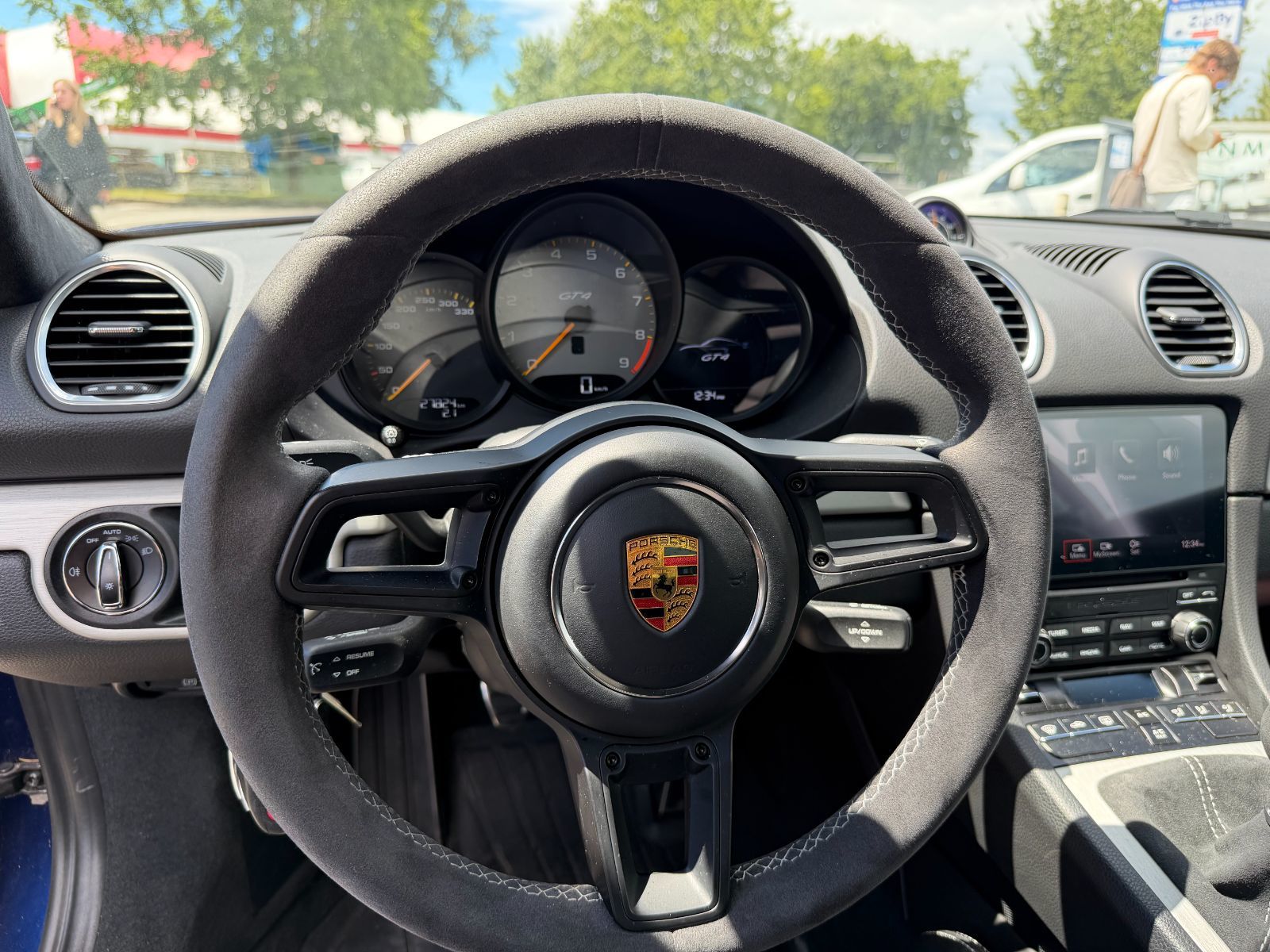 2020 Porsche 718 Cayman