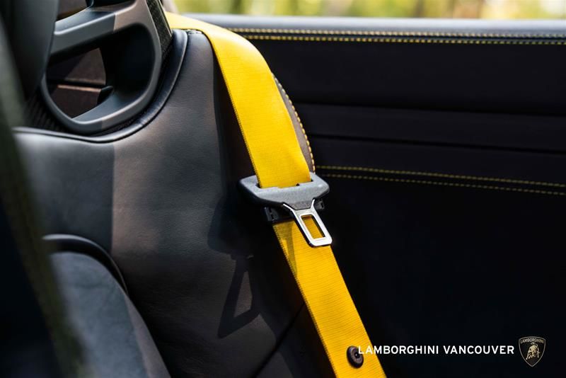 2023 Porsche 718 Cayman in Vancouver, British Columbia