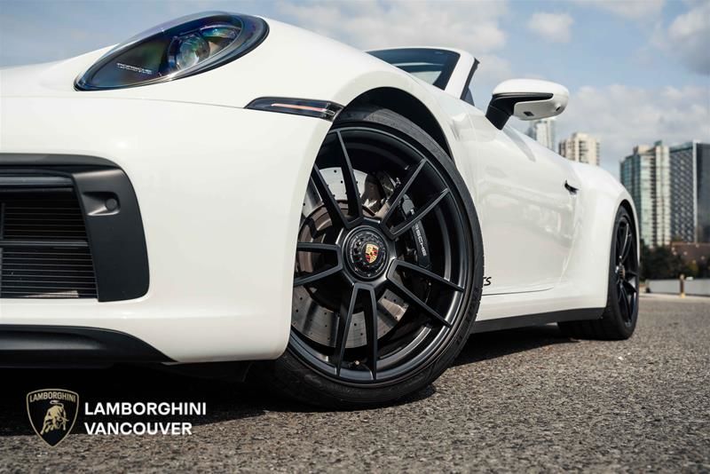 2023 Porsche 911
