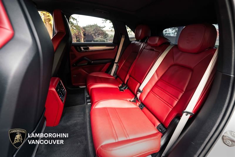 2023 Porsche Cayenne