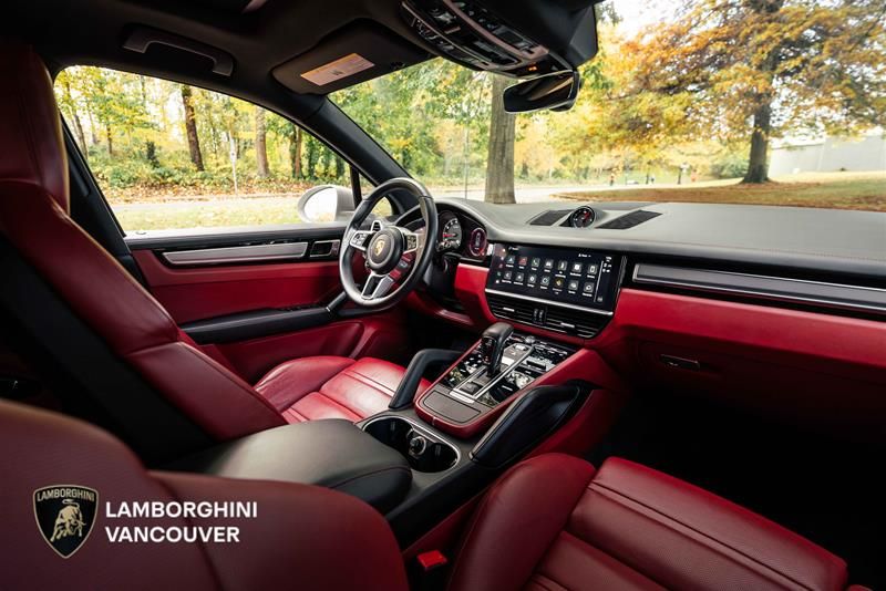 2023 Porsche Cayenne